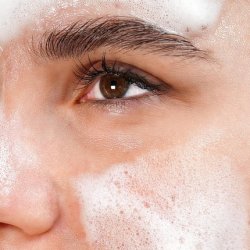 Teaology Tea Glow Exfoliating Cleansing Foam