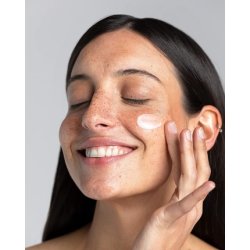 Rilastil Aqua Sensitive Eye Contour Gel Moisturizing Anti-Bags Anti-Dark Circles for All Skin Types 15ml