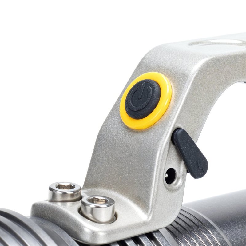 Montis Aluminiowa ręczna latarka akumulatorowa LED MT154 Gris Lampe torche