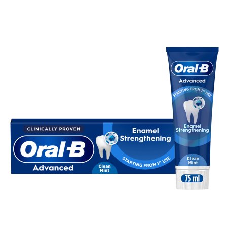 Oral B - Advanced Enamel Strengthening Clean Mint Toothpaste - 75 ml