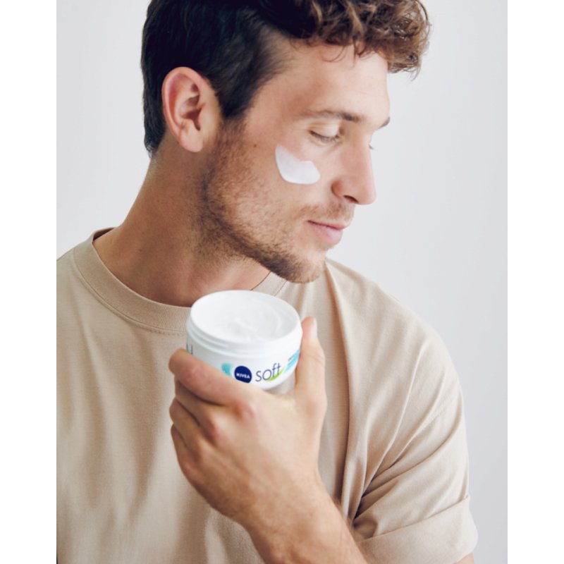 NIVEA Soft Crème Visage Corps & Mains 300 ml