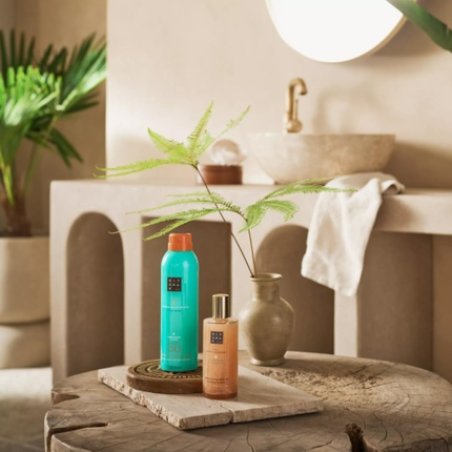 Rituals The Ritual of Karma Summer Duo Sunscreen Spray with SPF 30 and Shimmering Body Oil Gift Set with Lotus and