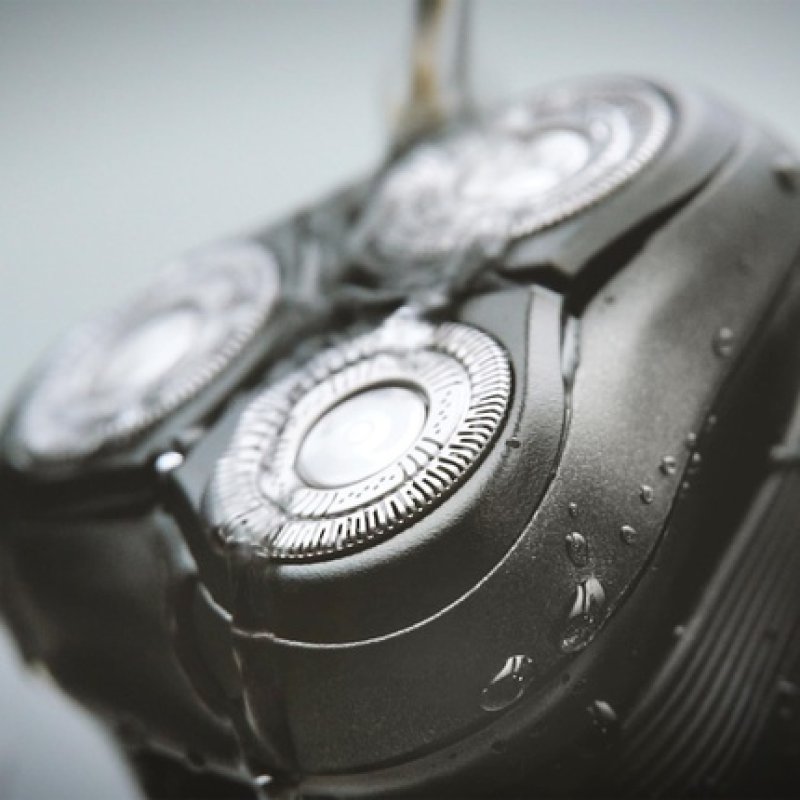 Remington R6 Aqua Wet & Dry Men's Electric Rotary Shaver 100% Waterproof Pop Up Trimmer 60min Usage 90min Charge 5min