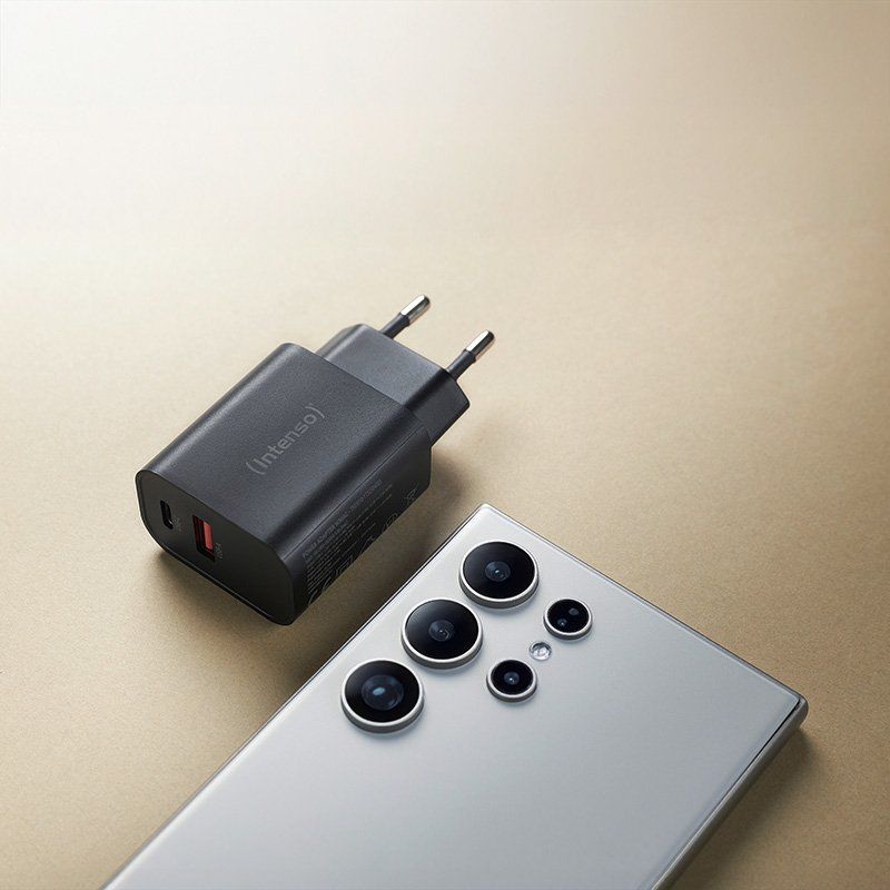 Intenso Adaptateur secteur W30AC, 30 W, ports USB-A et USB-C, noir