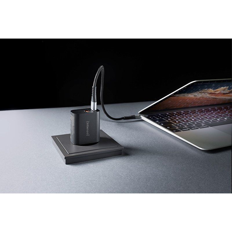 Intenso Power Adapter W30AC, Schwarz