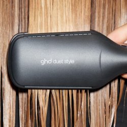 Ghd Limited Edition Straightener Duet Black and Sleek Talker Hair Oil