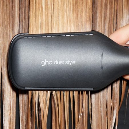 Ghd Limited Edition Straightener Duet Black and Sleek Talker Hair Oil