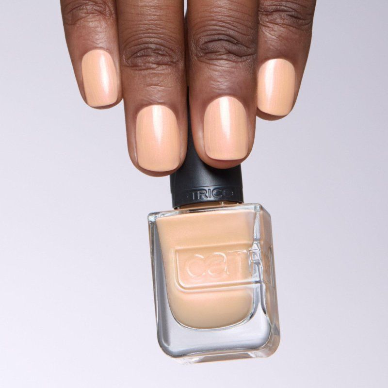 CATRICE GEL AFFAIR nail polish Peach