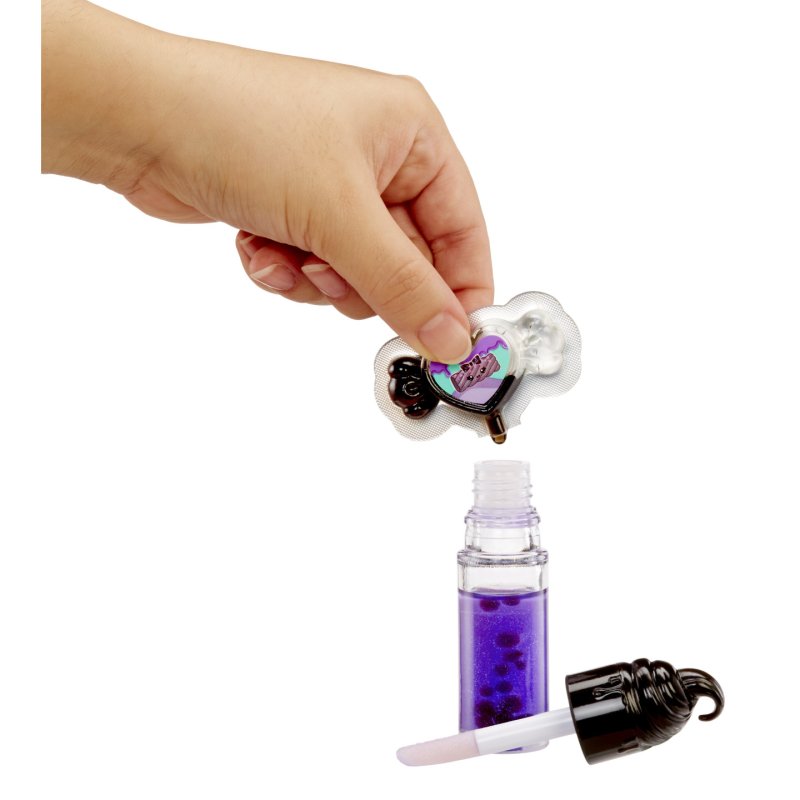 MGA Entertainment Yummiland Lip Gloss Doll Sour Sweeties - Blake Licorice