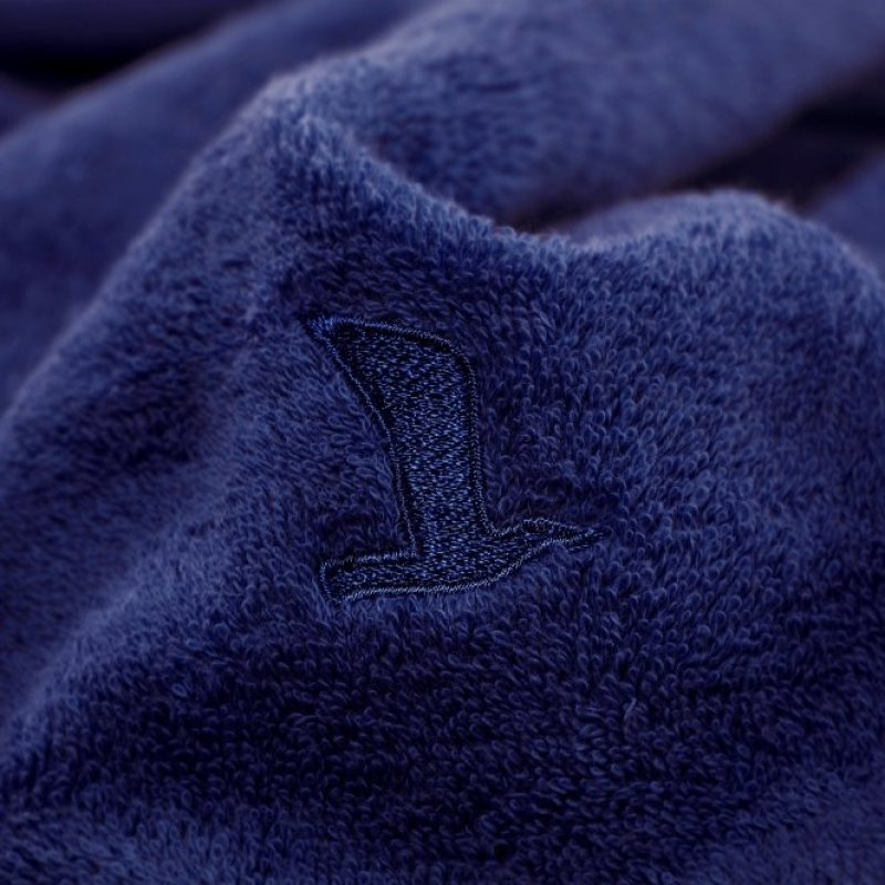 MÖVE Superwuschel hand towel Blue 50 x 100 cm