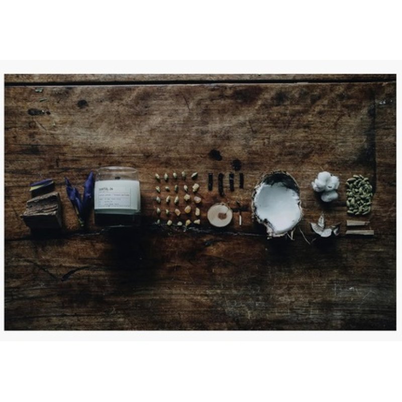 Le Labo Santal 26 Scented Candle Gift 245g 8.6oz Glass Jar