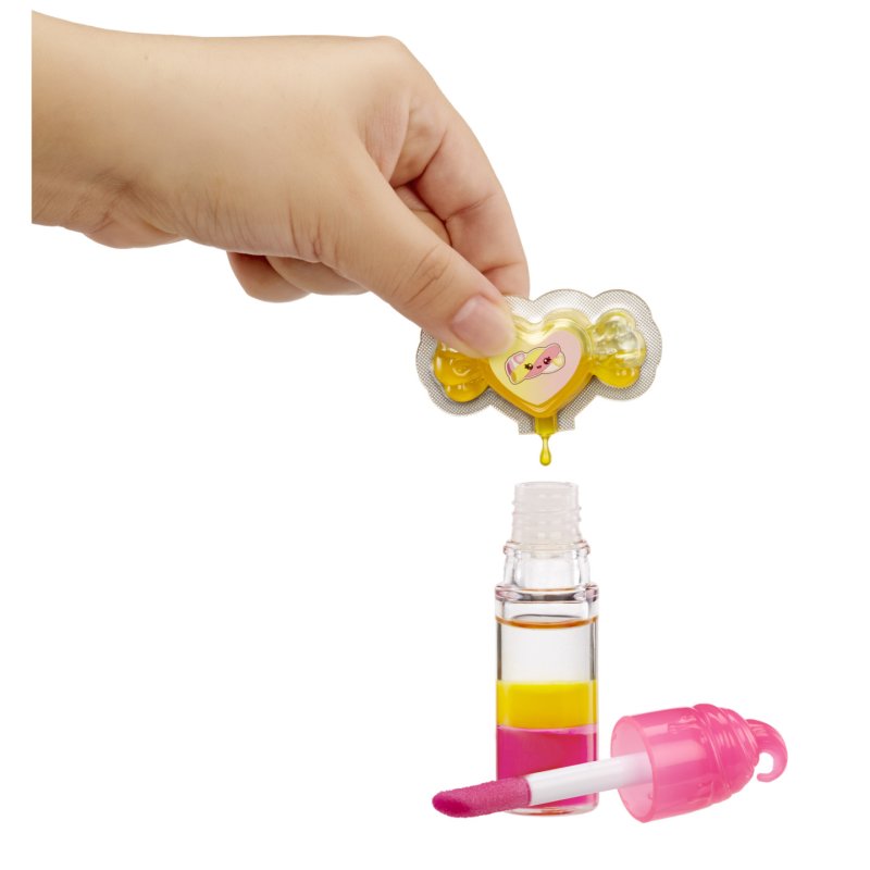 MGA Yummiland Lip Gloss Doll - MCC- Mila Mallows