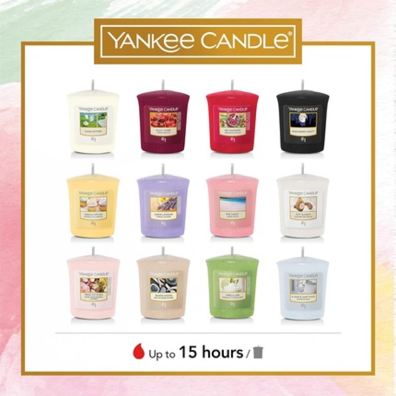 Yankee Candle 12 Days of Positivity Scented Filled Votive Candles & Votive Holder in Gift Box - Art in The Park