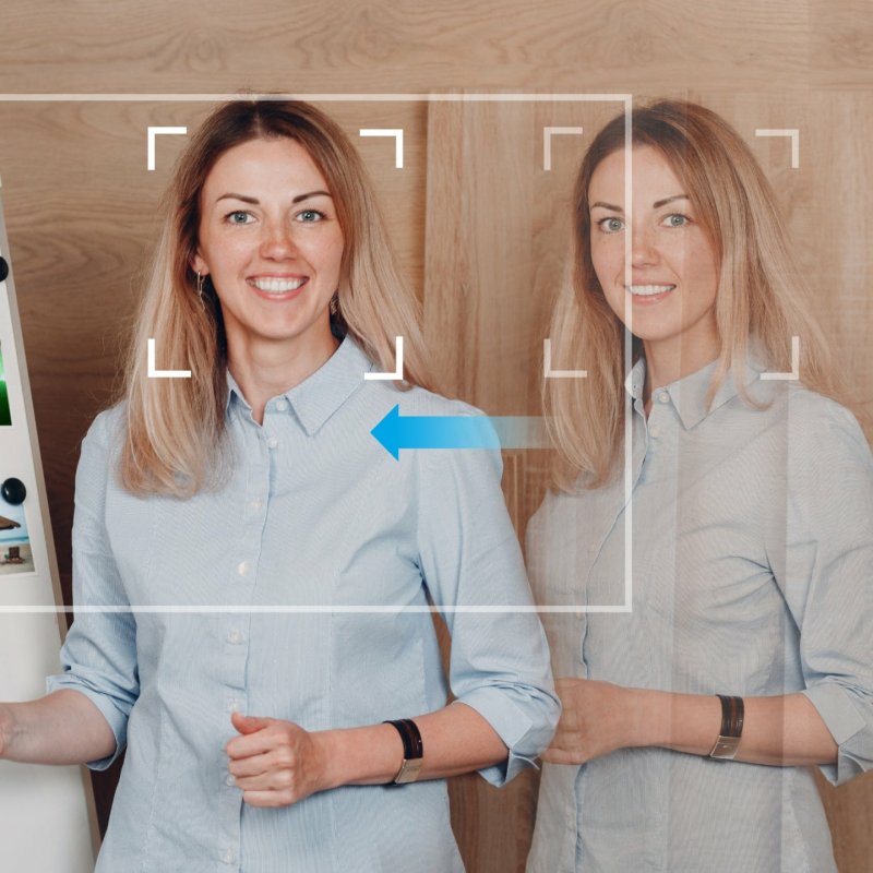 J5 2K Ai-Powered Webcam With Wireless Microphone And Auto-Focus