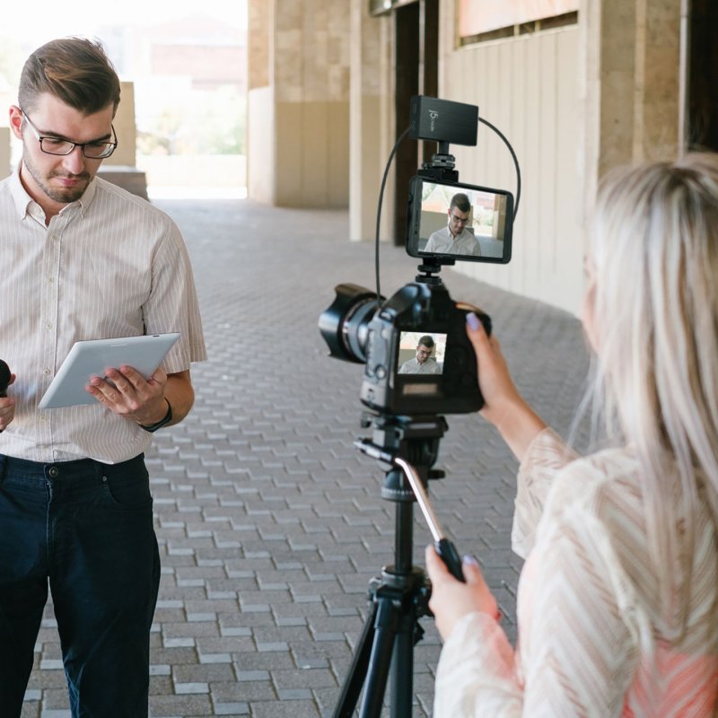 J5 Live Capture Adapter Hdmi To Usb-C With Power Delivery