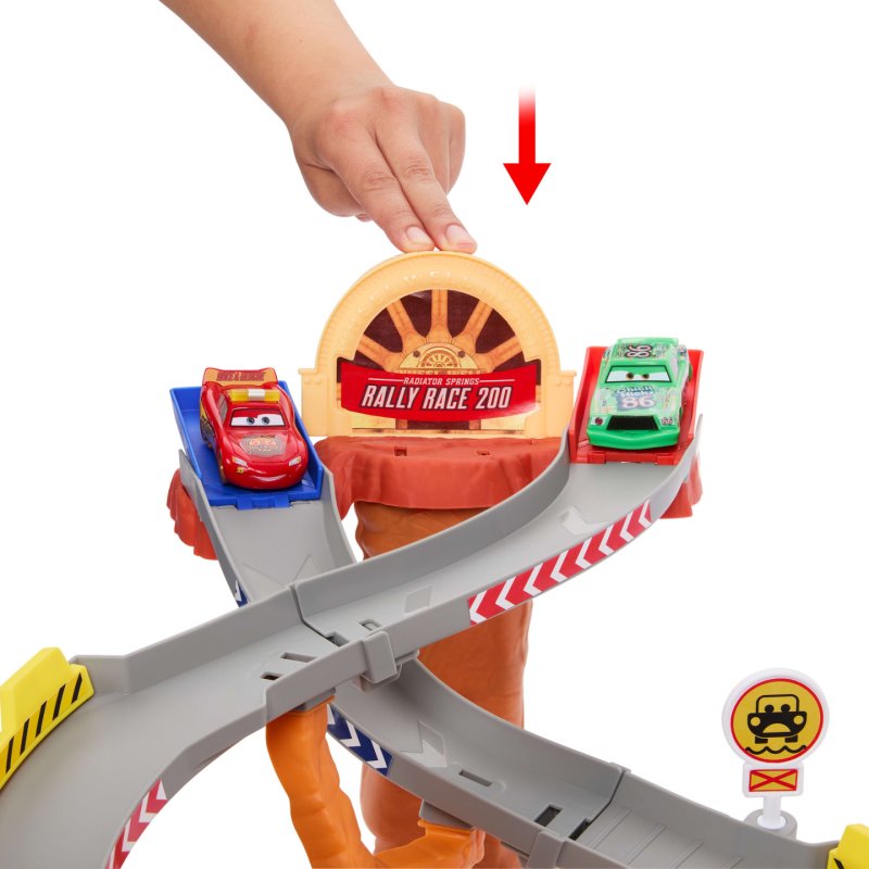 Disney Pixar Cars Cars – Coffret Piste de Course Rescue Road Course de Radiator Springs