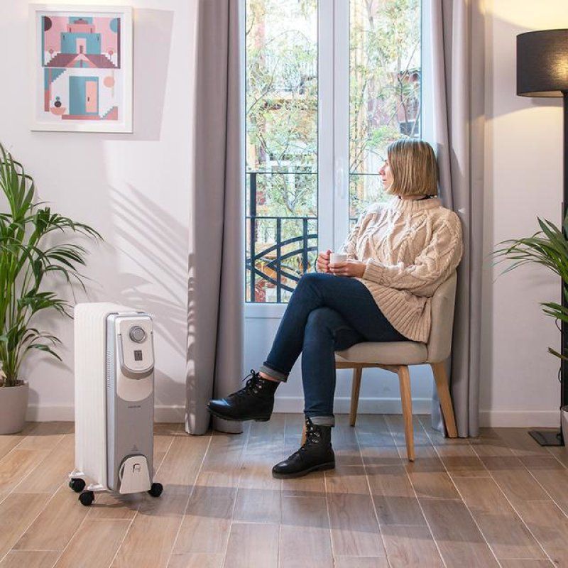 Cecotec 05888 electric space heater Indoor White 2000 W Oil electric space heater
