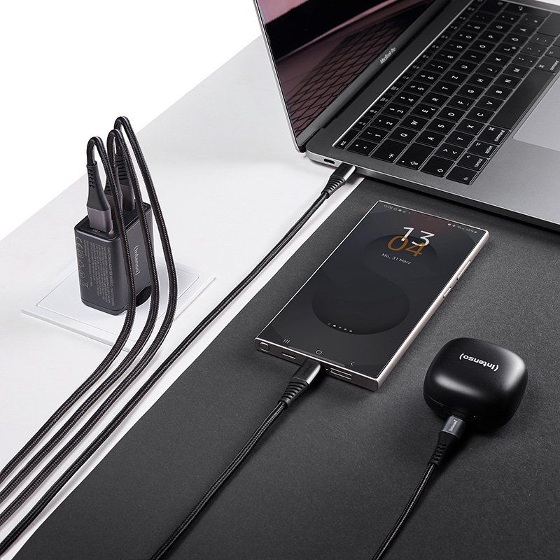 Intenso Adaptateur secteur W65ACC, chargeur USB avec 1 port USB-A et 2 ports USB-C, noir