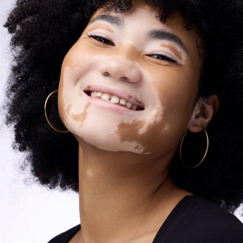 CATRICE Soft Glam Filter Stick 040 Medium - Tan