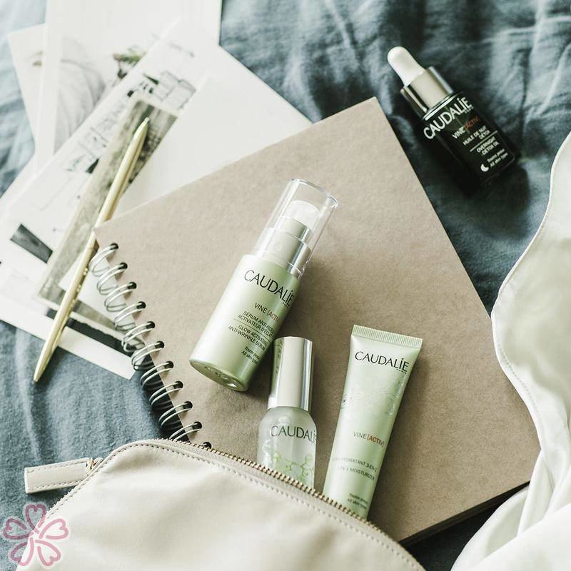 Caudalie Vine Glow Activating Anti-Wrinkle Serum 30ml