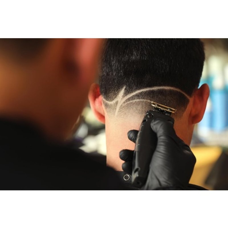 Andis GTX-EXO Professional Cord/Cordless Lithium-Ion Electric Beard & Hair Trimmer