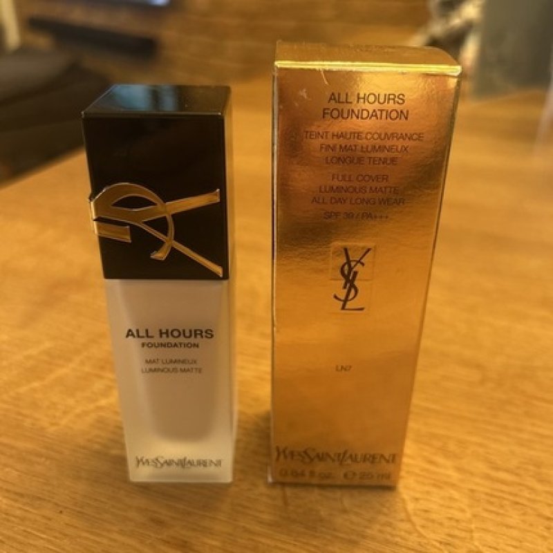 YSL All Hours Luminous Matte Foundation SPF 39 Shade LN7 25ml