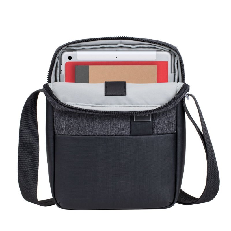 Rivacase 8811 27.9 cm (11") Messenger case Black