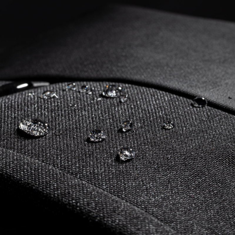 Rivacase 8811 27.9 cm (11") Messenger case Black