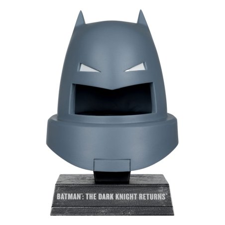 Batman DC Direct Mini Replica 1/3 Armoured Batman Cowl (Dark Knight Returns) 18 cm