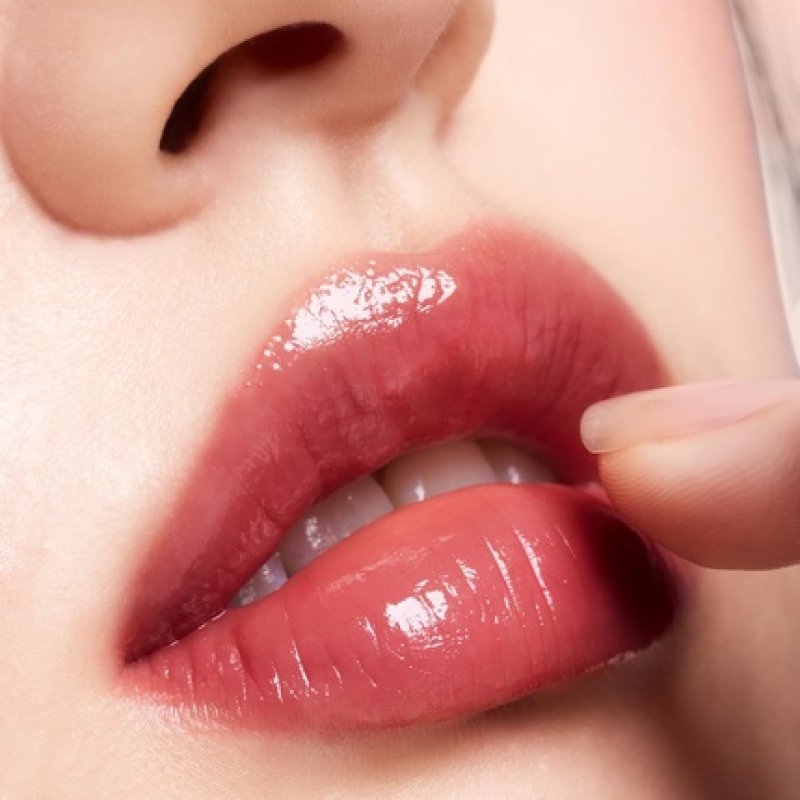 Laka 24h Bonding Glow Lipstick Longlasting High Shine with Glass Finish