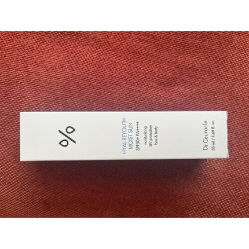 Dr Ceuracle Hyaluronic Re-Youth Moist Sun Sunscreen SPF 50 PA 50ml