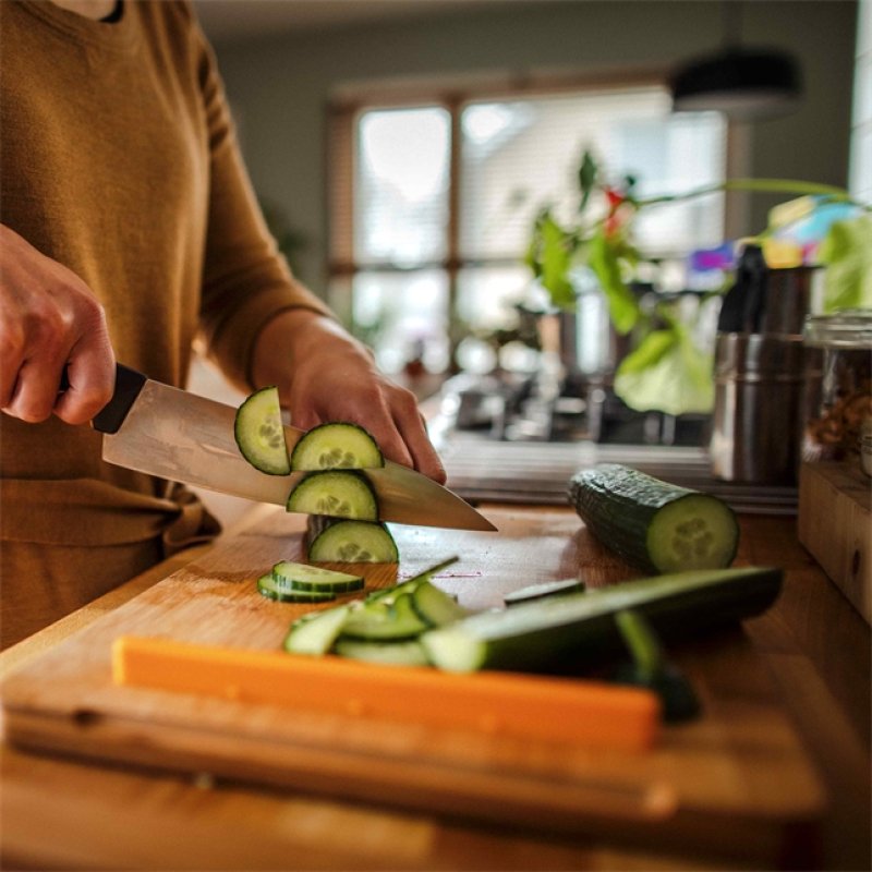 Fiskars 1057550 kitchen cutting board Rectangular Bamboo, Plastic Bamboo, Black