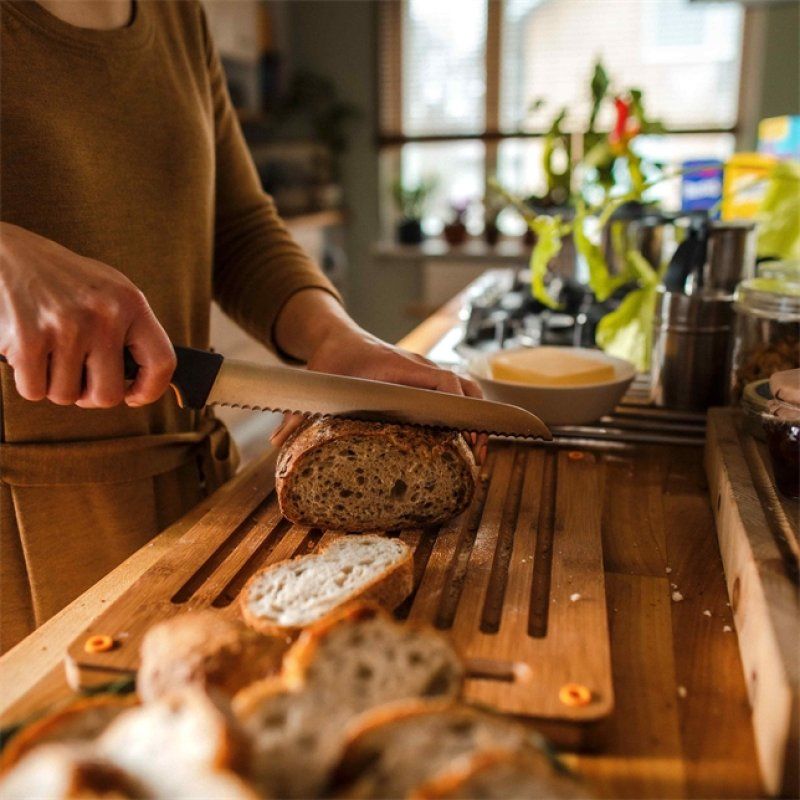 Fiskars 1057550 planche à découper pour cuisine Rectangulaire Bambou, Plastique Bambou, Noir