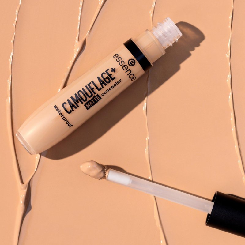 Essence CAMOUFLAGE MATTE correcteur de teint 8 ml 120