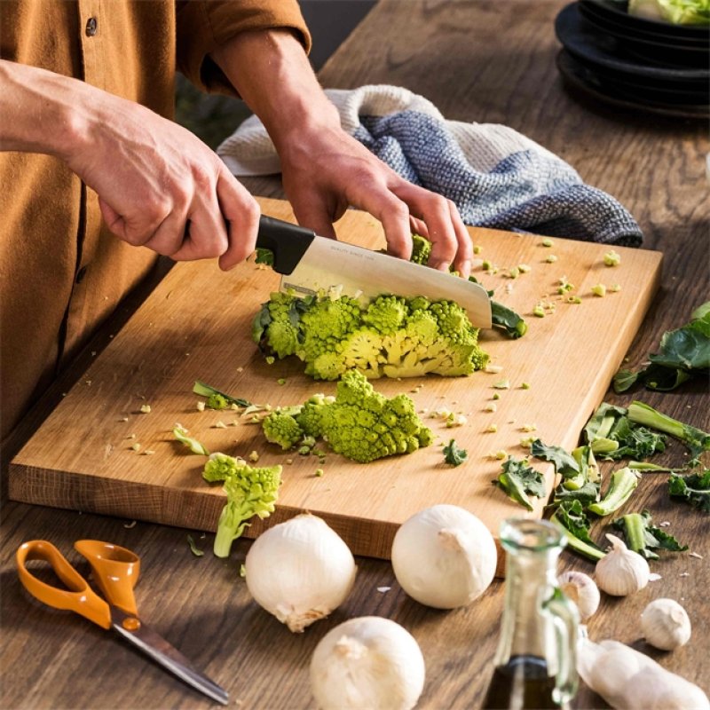 Fiskars - Hard Edge Santoku Knife 16 cm