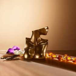 Billie Eilish Body Lotion for Women with Sugared Petals, Vanilla & Musk 5 Fl Oz