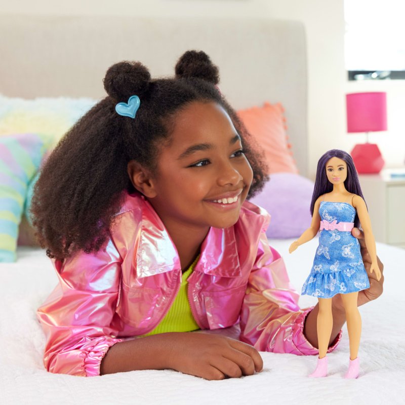 Barbie Fashionistas – Poupée Robe Azur Papillon