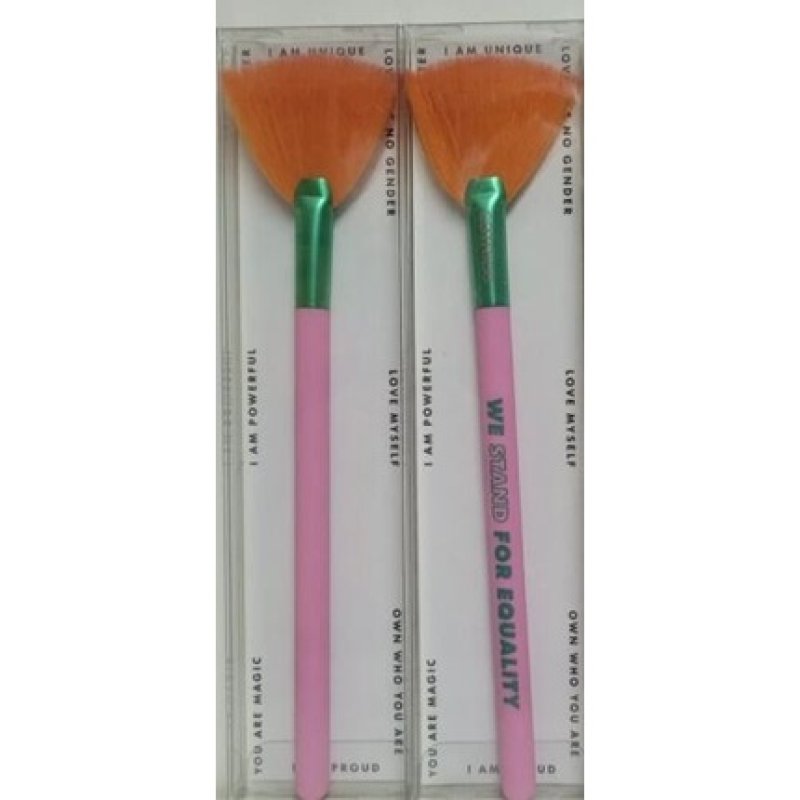 Catrice Highlighter Brush Who I Am C01 We Stand For Equality