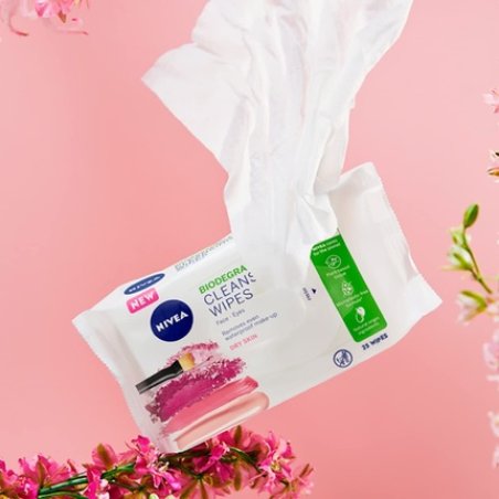 NIVEA 3in1 Caring Cleansing Wipes Dry Skin Plant-Based Biodegradable