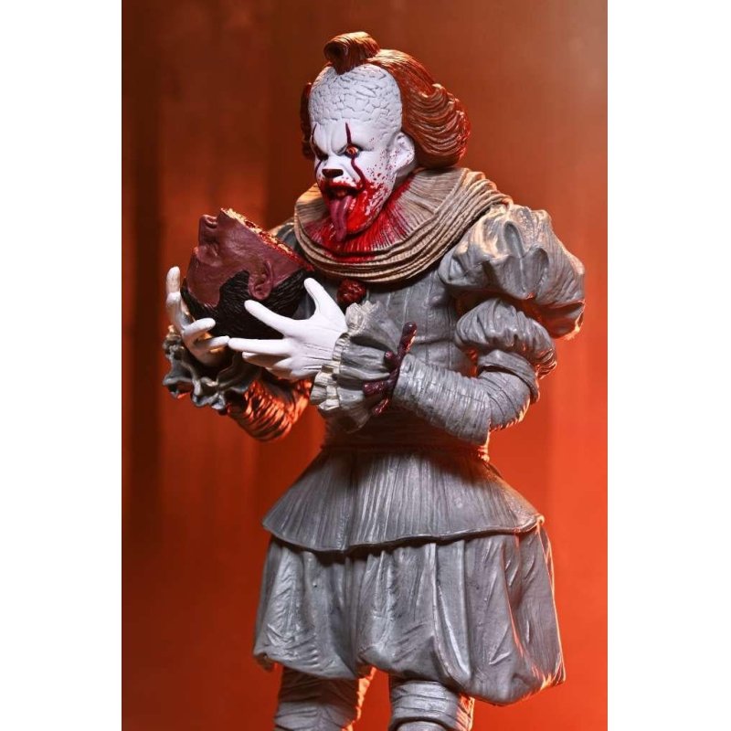 BIENVENUE A DERRY - Pennywise - Ultimate Figurine 17cm