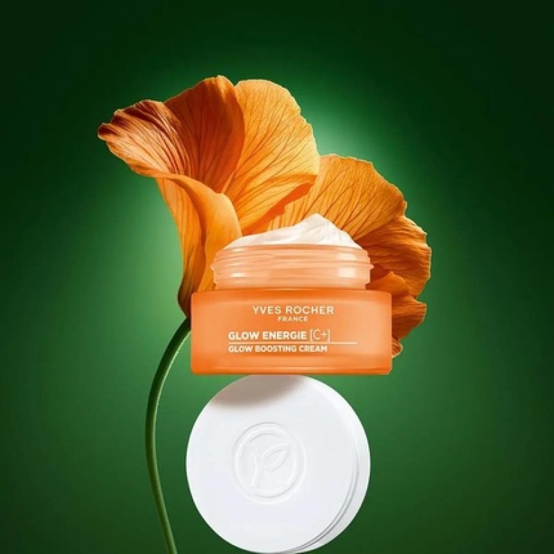 Yves Rocher Radiance Brightening Moisturizing Face Cream with Hydrating Skincare