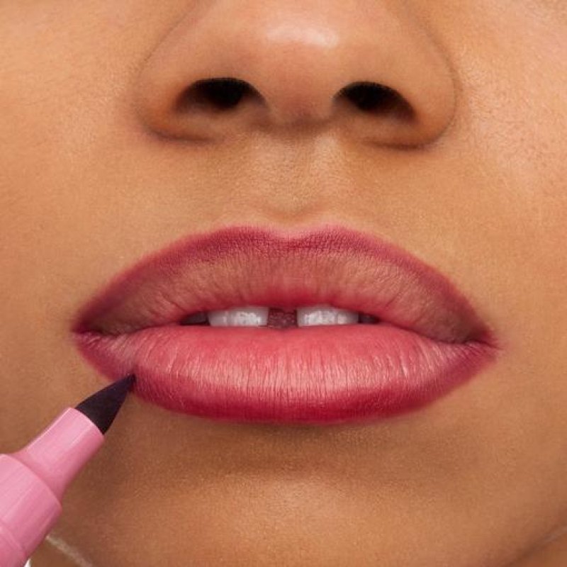 Essence line n' STAIN! TATTOO LIP LINER 01 Everyone's Nude-Pink