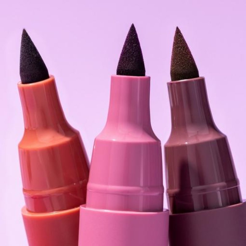 Essence line n' STAIN! TATTOO LIP LINER 01 Everyone's Nude-Pink