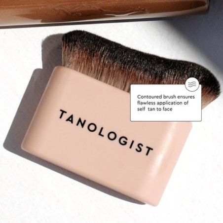Tanologist Kabuki Face & Body Blending Brush Self Tan Applicator