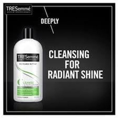 Tresemmé Deep Cleansing Conditioner 900ml