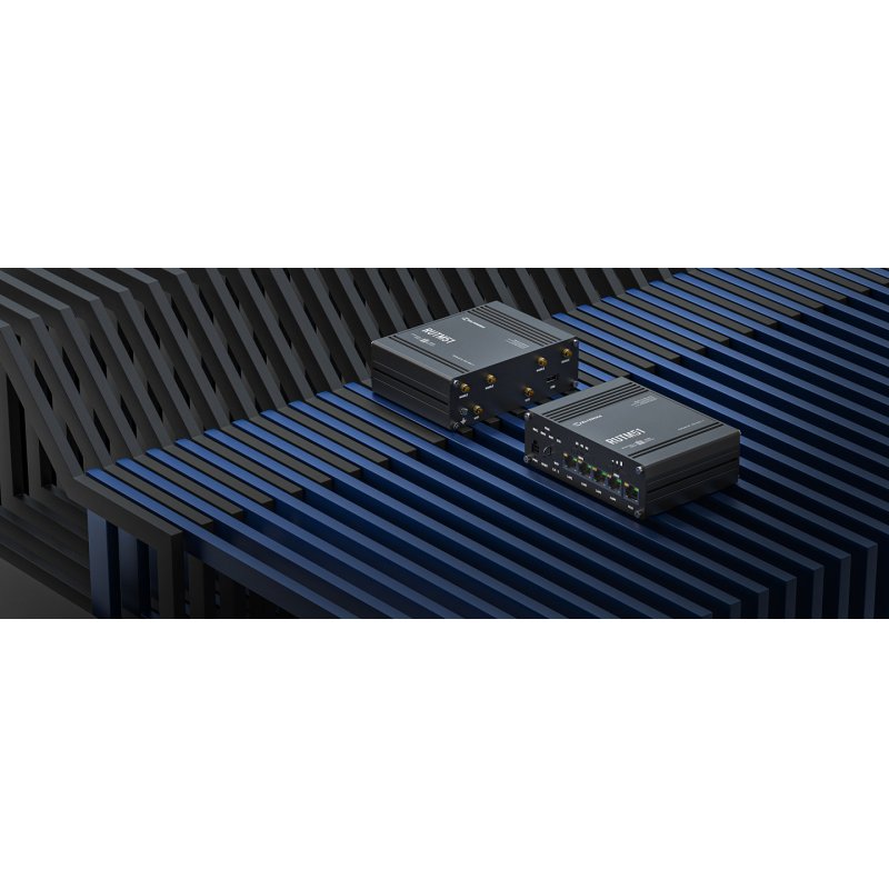 Teltonika · Router· RUTM51· Industrial 5G - Router wireless router Gigabit Ethernet Dual-band (2.4 GHz / 5 GHz) Black