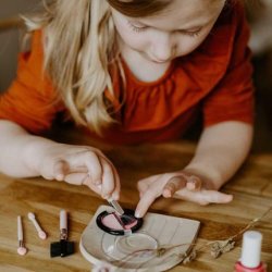 Miss Nella Non-Toxic Eye Shadow Makeup for Kids - Pink Skies