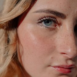 Gloweye Liquid Eyeshadow Rose Quartz 04 Vegan 25ml