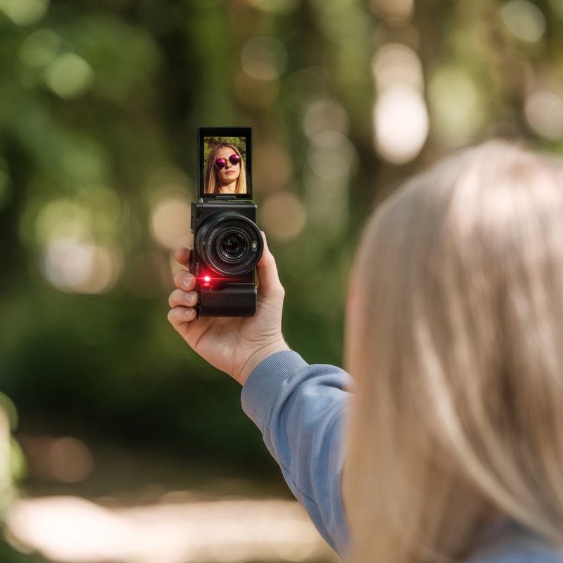 Rollei Compactline 12058 compact camera 1/4" 64 MP CMOS 9200 x 6900 pixels Black