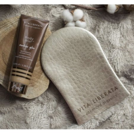 Vita Liberata Body Blur Sunless Glow Latte 100ml with Free Tanning Mitt